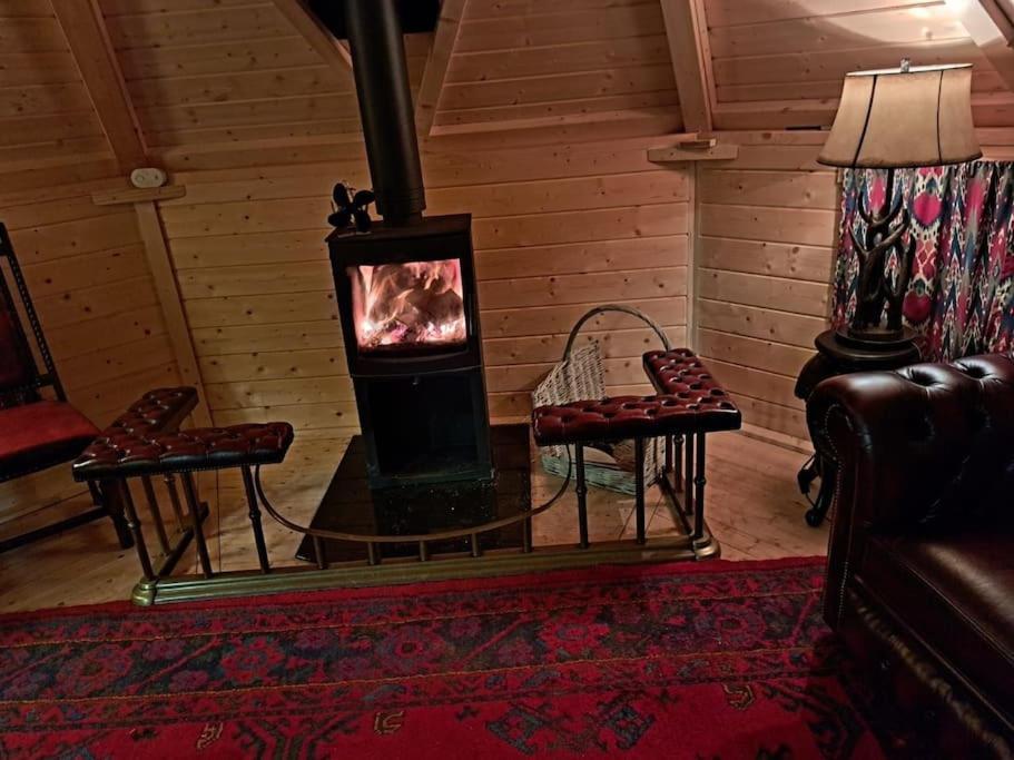 Antler Lodge Rushton Spencer Exterior photo